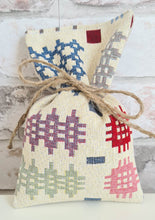 Load image into Gallery viewer, Welsh Blanket Tapestry Cotton Lavender Bag