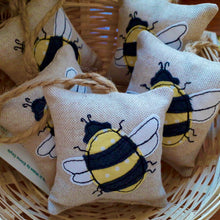 Load image into Gallery viewer, Bee Hanger
