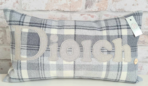 Signature Collection Diolch Cushion