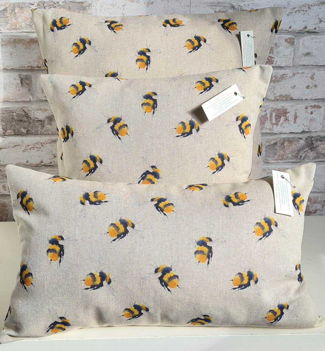 DISCONTINUED HALF PRICE Bee Print Cushion