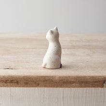 Load image into Gallery viewer, Speckled Porcelain Cat, 6cm