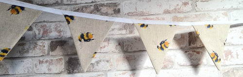 DISCONTINUED HALF PRICE Bee Print Bunting