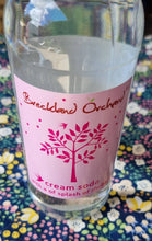 Load image into Gallery viewer, Cream Soda with Rhubarb Posh Pop
