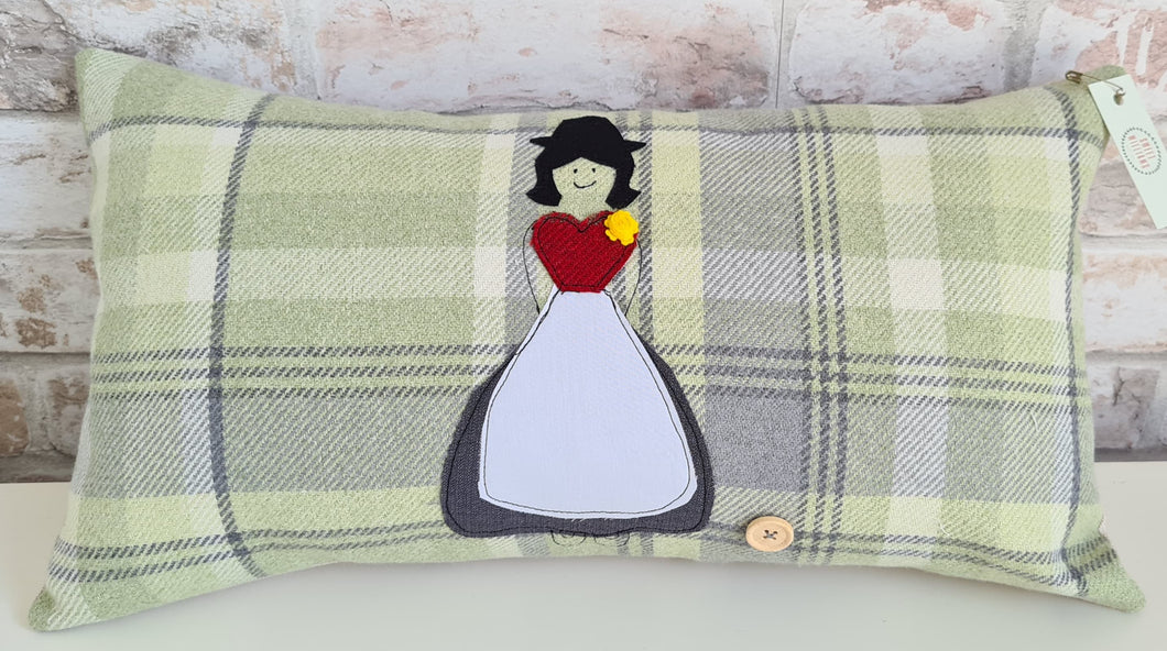 Rectangle Cushion with Large Welsh Lady (5 Colours)