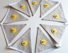 Load image into Gallery viewer, Daffodil Bunting